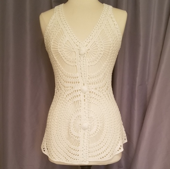 🌺Knit/crocheted Vest NWT - Picture 1 of 5